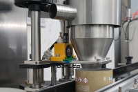 Machine d'emballage automatique de poudre avec remplisseur à vis sans fin pour lait en poudre, café, assaisonnements, épices, farine