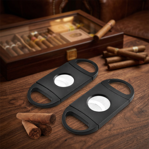 NOVISON ZC-260804-305 Coupe-cigares double lame de haute qualité en acier inoxydable et ABS, portable, classique, de table, noir, avec logo personnalisé - Product Image 2