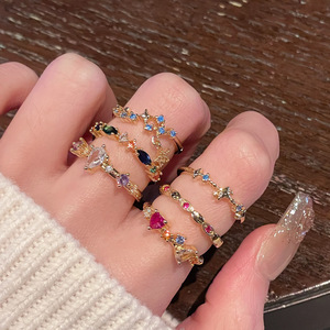 利基设计简约珠宝时尚戒指18k镀金混色锆石精致心形戒指女孩礼品 - Product Image 1