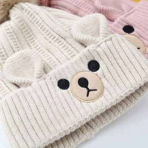 Ensemble bonnet et écharpe d'hiver 2 pièces pour enfants USA Mairun K2038, style Dobby chaud pour bébés filles, tour de tête 50-52 cm, écharpe à pompons - Product Image 6