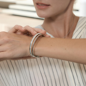 G4763 Bracelets en acier inoxydable en gros, zircon blanc, multicouches, empilables, bracelets simples pour femmes, bijoux - Product Image 1