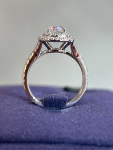 Anillo de Diamantes de Platino |   Anillo de Compromiso y Boda de Lujo PT950 con Diamantes de Laboratorio de 1CT y 0.671CT - Product Image 4