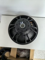 KAMIG YK18N-115-8 OEM ODM Système audio passif professionnel en néodyme, caisson de basses de 18 pouces, 3400W RMS, 8 ohms, bobine en aluminium de 4,5 pouces