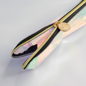 Bolsas de Maquillaje Promocionales OEM Más Vendidas, Bolsas y Estuches de Cosméticos de PVC Ecológicos, Impresión de Logotipo Personalizado - Product Image 4