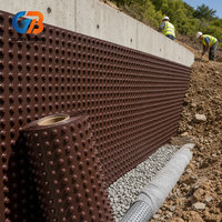 Feuille de drainage en plastique marron anti-colmatage, haute capacité de charge, découpe facile, stabilisée aux UV, usage intensif pour canaux d'irrigation
