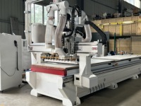 Machine de fraisage CNC 1325 pour le travail du bois, 3 axes, 3D, ATC, pour chaises en bois, avec moteur et engrenages NC Studio