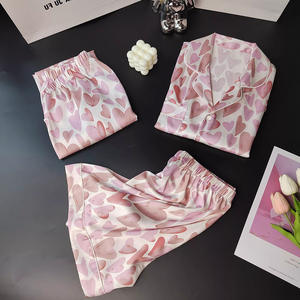 Yaz tasarım üç parçalı pembe renkler kadın pijama kısa kollu Set ipek pijama uzun pantolon ve şort pantolon 3 adet Set - Product Image 2