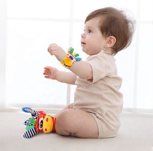 <span class=keywords><strong>Calcetines</strong></span> de juguete con <span class=keywords><strong>sonajero</strong></span> 3D de animales de dibujos animados para bebés, <span class=keywords><strong>calcetines</strong></span> con <span class=keywords><strong>sonajero</strong></span> para muñeca y pie para recién nacidos, venta al por mayor - Product Image 3