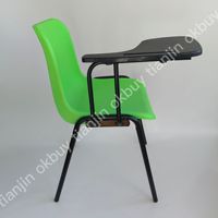 Chaise d'école empilable moderne et durable en plastique de haute qualité avec tablette d'écriture, idéale pour les droitiers – Offre populaire et très demandée