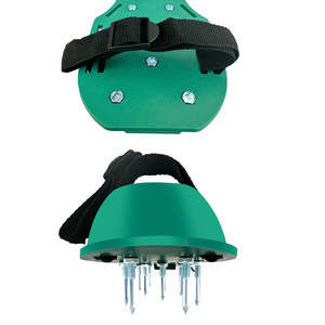 Chaussures à pointes pour le ciment autonivelant et l'aménagement paysager, avec semelle extérieure en plastique et fonction antidérapante pour la construction - Product Image 1