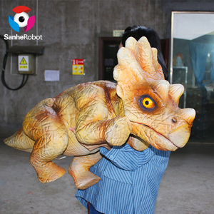 Marionnette à main Animatronic Dinoaur Marionnette à main Animatronic Baby Dinosaur avec <span class=keywords><strong>plume</strong></span> - Product Image 1