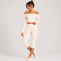 YIYI Conjunto de Yoga de 2 Piezas: Camiseta de Manga Larga sin Espalda con Hombro Descubierto y Leggings Capri de Cintura Alta para Fitness y Gimnasio