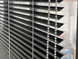 ماكينة وصل حديثاً آلية بالكامل ماكينة ستائر فينيسية على شكل حرف L - Product Image 6