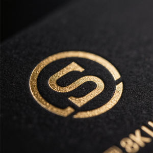 Cartões de Visita Personalizados de Cartolina com Impressão Offset, Borda Metalizada e Encadernação Perfeita para Uso Comercial - Product Image 3