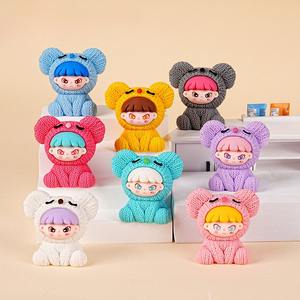 Kits de artesanía de resina DIY al por mayor-suéter de punto hermana mayor y sésamo caja ciega bonita adornos de gránulos textura difusa decoración de escritorio - Product Image 1