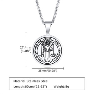 Collier avec pendentif Saint Benoît personnalisé en émail résistant à la corrosion - Product Image 4