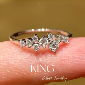 Anillo de Plata de Ley S925 con Moissanita en Forma de Estrella April Stars, Joyería de Compromiso para Mujer - Product Image 1
