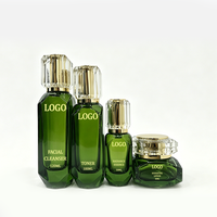 Ensemble de soins du visage hydratant et éclaircissant 4 en 1, sérum, crème, beurre de karité, vitamine E, flacons en verre vert luxueux, kit de soins de la peau OEM