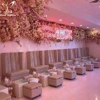 Meubles de salon de beauté, bar à ongles, fauteuil de luxe pour spa des pieds, fauteuil de pédicure en velours rose, fauteuil de reine