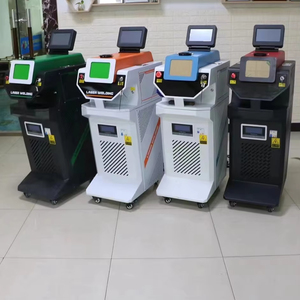 เครื่องเชื่อมเลเซอร์สำหรับงานจิวเวลรี่ พร้อมระบบระบายความร้อนด้วยน้ำ 200w Yag Spot Welders สำหรับซ่อมแหวนแต่งงาน - Product Image 5