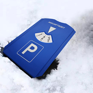 Disco de estacionamiento de plástico para accesorios exteriores de coche de gran venta con indicador de banda de rodadura de neumáticos y raspador de hielo para áreas de estacionamiento limitadas - Product Image 1
