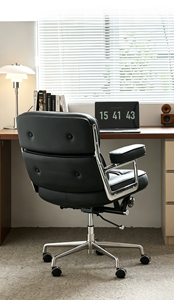 Fauteuil de direction inclinable à dossier haut, chaise de bureau en cuir avec fonction inclinaison et repose-pieds pour bureau à domicile 135 °   Chaise de bureau ergonomique inclinable - Product Image 3