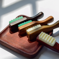 Mini brosse de nettoyage DIY OEM à manche en bois blanc, à dents crantées et à dix mille poils durs