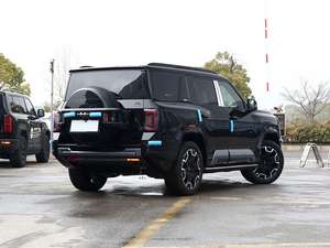 2025 Byd Fang Cheng Bao 8 Suv High-End Hot Selling Plug-In Hybride Nieuwe Energie Voertuig 6/7 Stoelen Luipaard 8 Formule Vergelijking - Product Image 3