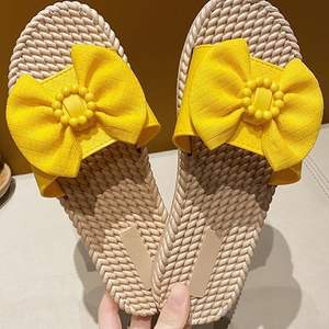 รองเท้าแตะพื้นนุ่มสำหรับผู้หญิง, รองเท้าส้นแบนสวมใส่สบายกันลื่นลายดอกไม้ขนาดใหญ่ - Product Image 5