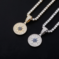 Collier avec pendentif design pour hommes, collier classique à breloques, avec chaîne à maillons, collier de pédant en zircon