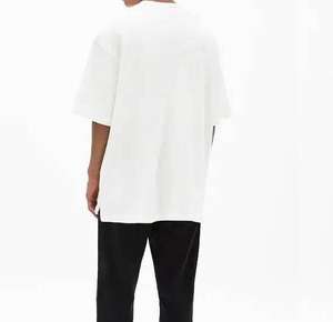 เสื้อยืดแฟชั่นสตรีทแวร์ผู้ชายทรงหลวมไหล่ตก ผ้าหนา ดีไซน์เนอร์ ผลิตจากผ้าฝ้าย 100% เสื้อยืดโอเวอร์ไซส์แบบเรียบ - Product Image 2