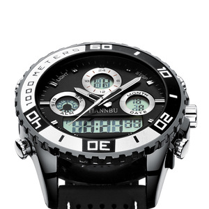 Montre de sport analogique-numérique à double mouvements Veilleuse de nuit Alarme de synchronisation étanche Montre numérique en cuir pour hommes - Product Image 3
