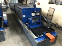 Machine de formage de panneaux de soffite, ligne de production automatique de revêtements muraux en acier galvanisé pour façades