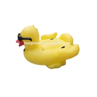 Canard géant gonflable jaune en caoutchouc pour piscine avec 2 porte-gobelets