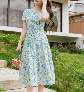Vestido de Verano para Mujer, Estilo Europeo y Americano, Escote en V Profundo, con Volantes, Floral, Tejido a Crochet, Largo hasta la Rodilla, Cintura Alta - Product Image 4