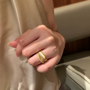 Anillo Italiano con Incrustaciones <span class=keywords><strong>de</strong></span> Diamantes en Forma <span class=keywords><strong>de</strong></span> Hoja <span class=keywords><strong>de</strong></span> Plátano, Estilo Retro, Anillo Noble para Mujer - Product Image 3