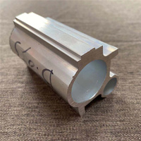 Profilés industriels en aluminium personnalisés avec précision par des experts de haute qualité