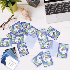 Vente en gros 35pt Pochettes de cartes acryliques transparentes recyclables pour Albums de jeux Collectionneurs de cartes Protection de cartes - Product Image 5