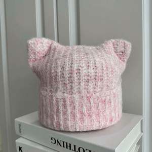 2025 New Arrival High Quality Winter Thickened Warm Cute <b>Cat</b> Ear Unisex Knitted Breathable Waterproof Travel Beanie <b>Hat</b> - Product Image 1