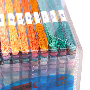 Kit de bobinas de hilo de bordar <span class=keywords><strong>para</strong></span> <span class=keywords><strong>principiantes</strong></span>, herramientas de costura cruzada, organizador de hilo de bordar - Product Image 5