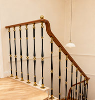 Broches d'escalier intérieur noir design moderne de qualité supérieure rampe de balustrade de balcon en aluminium pour intérieur Villa appartement