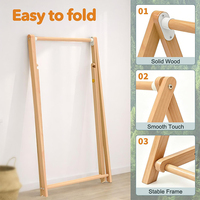 Balançoire pour bébé autoportante avec cadre pliable en bois, siège en coton, pour intérieur
