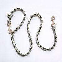 Laisse pour chien en paracorde tressée, laisse pour animal de compagnie tissée en 4 couleurs avec clip en métal doré clair, corde de marche durable, fournitures pour animaux de compagnie en gros