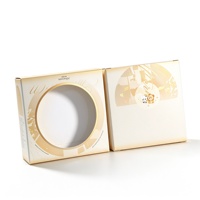 Boîte à fenêtre carrée personnalisée pour badges d'anime, emballage cadeau en carton blanc imprimé pour les marques de marchandises ACG