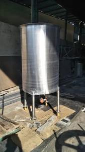 Tanques de almacenamiento de productos químicos SS Diseño vertical u horizontal con ventilación, boquilla y alcantarilla - Product Image 3