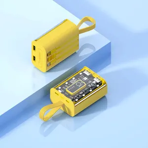 消费电子移动超薄电源组10000毫安电源组，适用于带手电筒和电缆的手机
