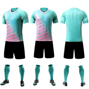 Camisetas de Fútbol Personalizadas con Logotipos para Hombre, 100% Poliéster, Transpirables, de Secado Rápido, Cuello en V, <span class=keywords><strong>Manga</strong></span> Corta, Tela Elástica, OEM - Product Image 5