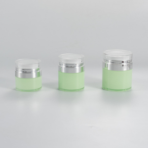 Tarro de crema hidratante con bomba de empuje sin aire cosmético ecológico de lujo 100mL plástico verde de doble pared recargable para crema de ojos - Product Image 1