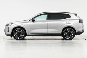 Voolvo <span class=keywords><strong>XC70</strong></span> 2026 Híbrido Enchufable con Tracción en las Cuatro Ruedas, Largo Alcance, SUV de Lujo Extra Grande, 5 Puertas, 5 Asientos, Vehículos Híbridos Enchufables - Product Image 5