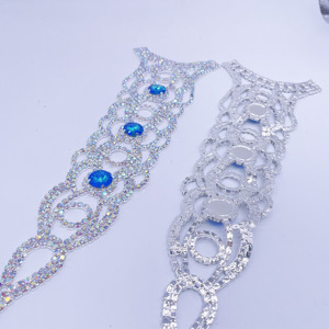 <span class=keywords><strong>Applique</strong></span> in pizzo <span class=keywords><strong>con</strong></span> strass cucito di nuovo Design 2025 per artigianato <span class=keywords><strong>con</strong></span> gambe o bracciali di carnevale - Product Image 4